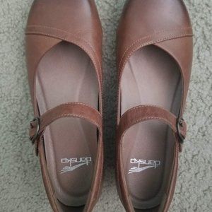 Dansko Women's Fawna - Chestnut Burnished Calf